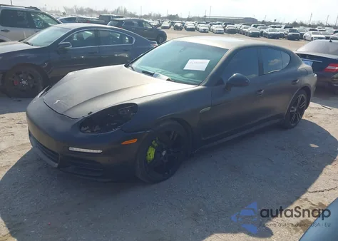 2014 Porsche Panamera E-Hybrid S z USA, uszkodzony, nr VIN WP0AD2A73EL044628